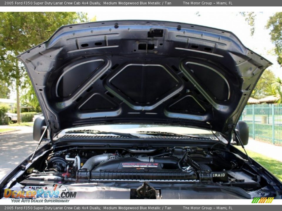 2005 Ford F350 Super Duty Lariat Crew Cab 4x4 Dually Medium Wedgewood Blue Metallic / Tan Photo #35