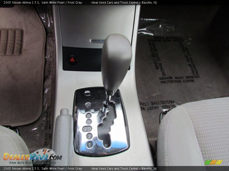 2005 Nissan Altima 2.5 S Satin White Pearl / Frost Gray Photo #18