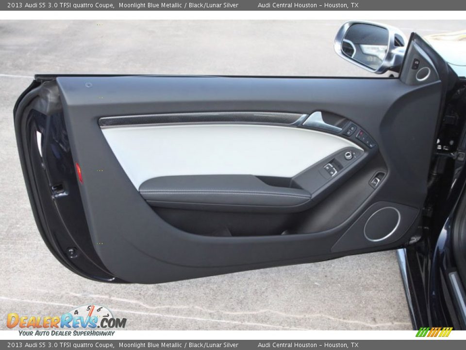 Door Panel of 2013 Audi S5 3.0 TFSI quattro Coupe Photo #10