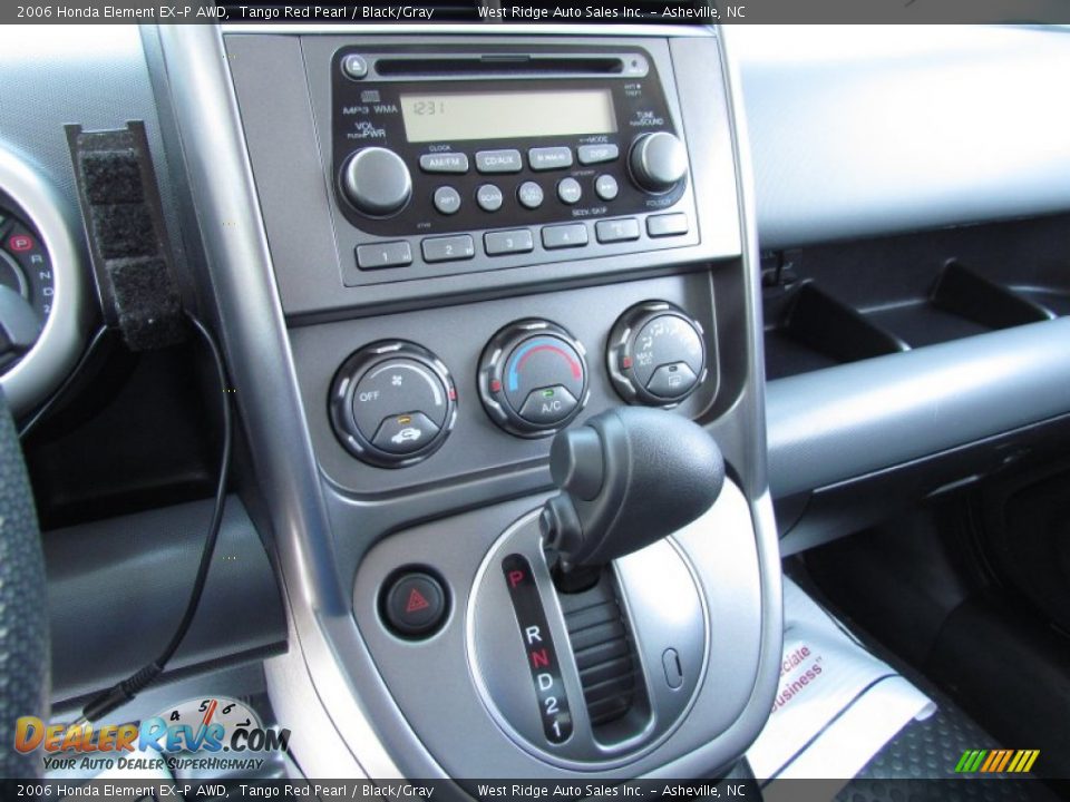 2006 Honda Element EX-P AWD Tango Red Pearl / Black/Gray Photo #28