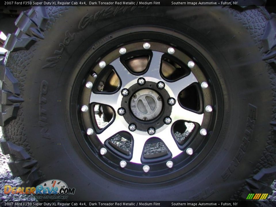 Custom Wheels of 2007 Ford F350 Super Duty XL Regular Cab 4x4 Photo #33