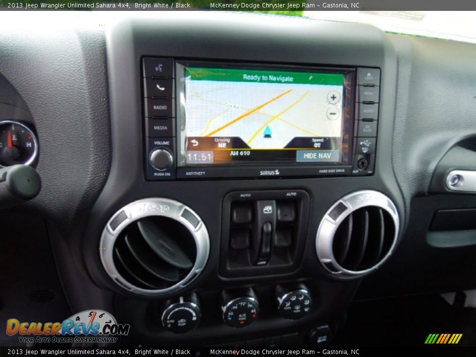Controls of 2013 Jeep Wrangler Unlimited Sahara 4x4 Photo #13
