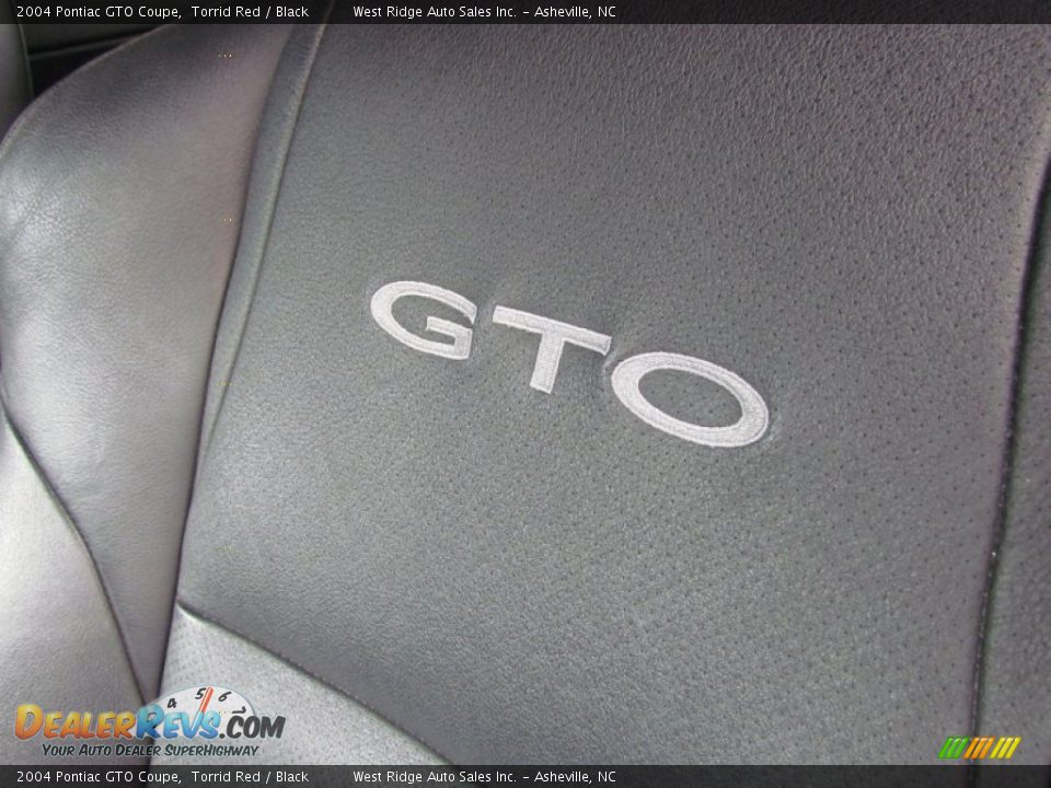 2004 Pontiac GTO Coupe Logo Photo #21