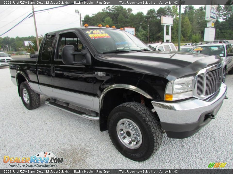 2003 Ford F250 Super Duty XLT SuperCab 4x4 Black / Medium Flint Grey Photo #1