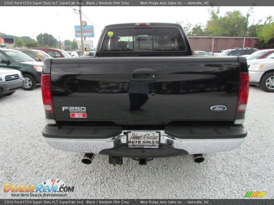 2003 Ford F250 Super Duty XLT SuperCab 4x4 Black / Medium Flint Grey Photo #6