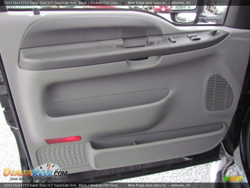 2003 Ford F250 Super Duty XLT SuperCab 4x4 Black / Medium Flint Grey Photo #20