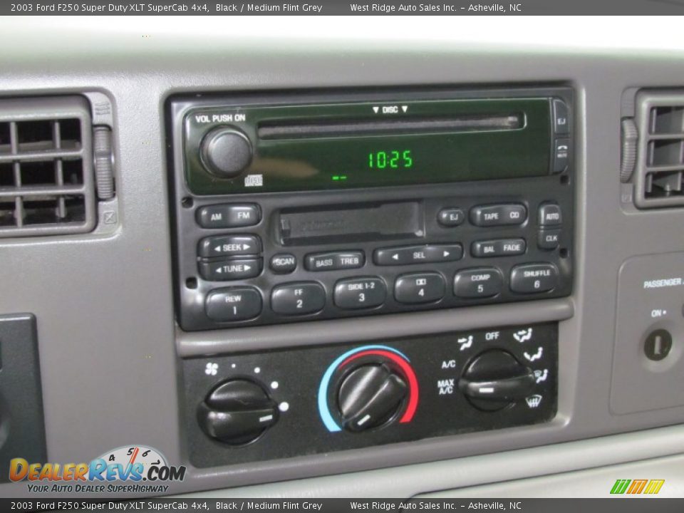 2003 Ford F250 Super Duty XLT SuperCab 4x4 Black / Medium Flint Grey Photo #27