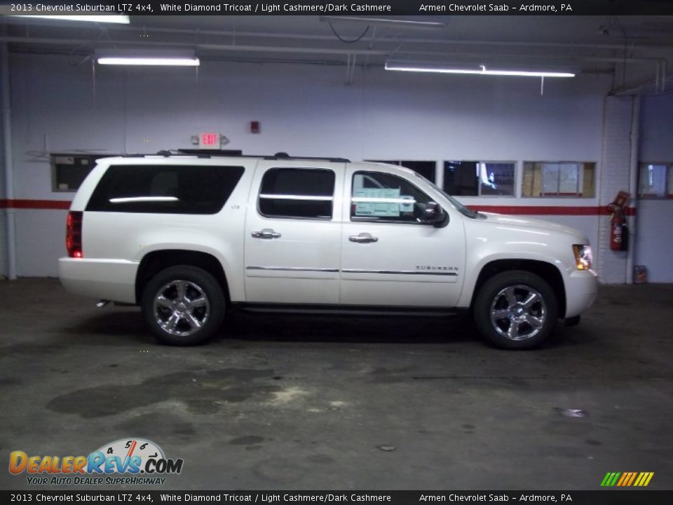 2013 Chevrolet Suburban LTZ 4x4 White Diamond Tricoat / Light Cashmere/Dark Cashmere Photo #4