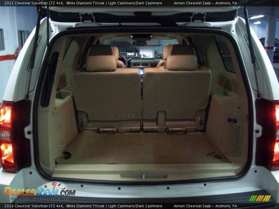 2013 Chevrolet Suburban LTZ 4x4 White Diamond Tricoat / Light Cashmere/Dark Cashmere Photo #10