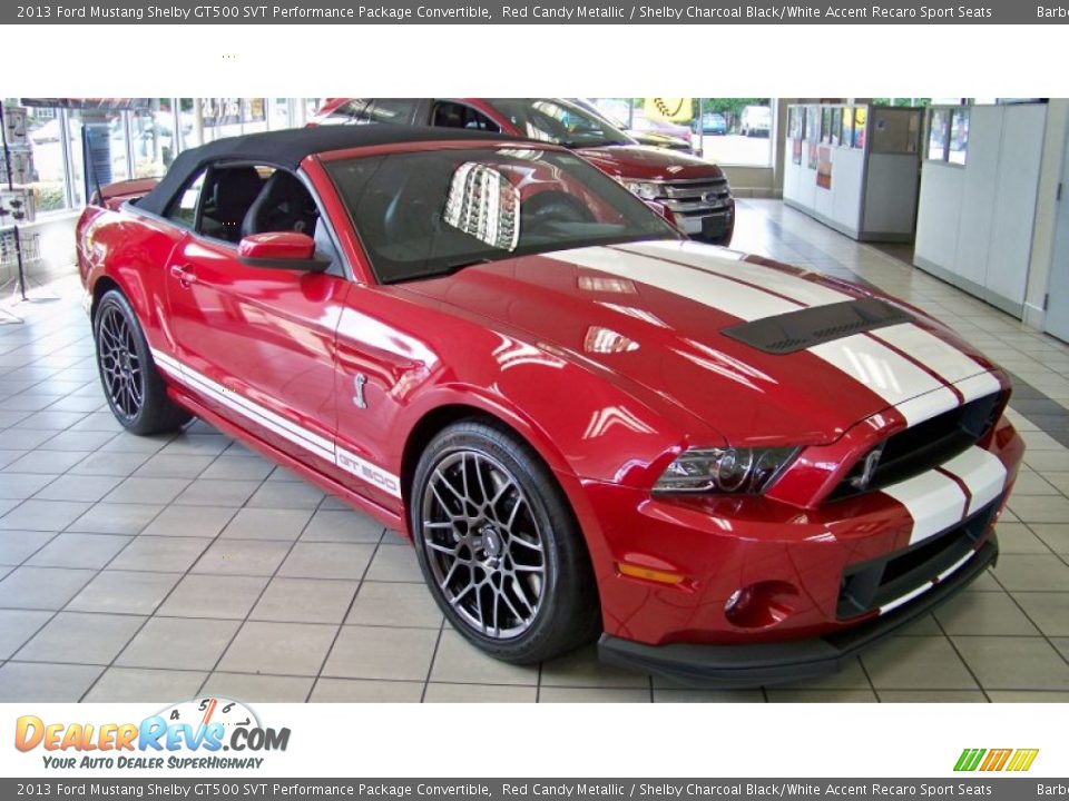 Front 3/4 View of 2013 Ford Mustang Shelby GT500 SVT Performance Package Convertible Photo #34