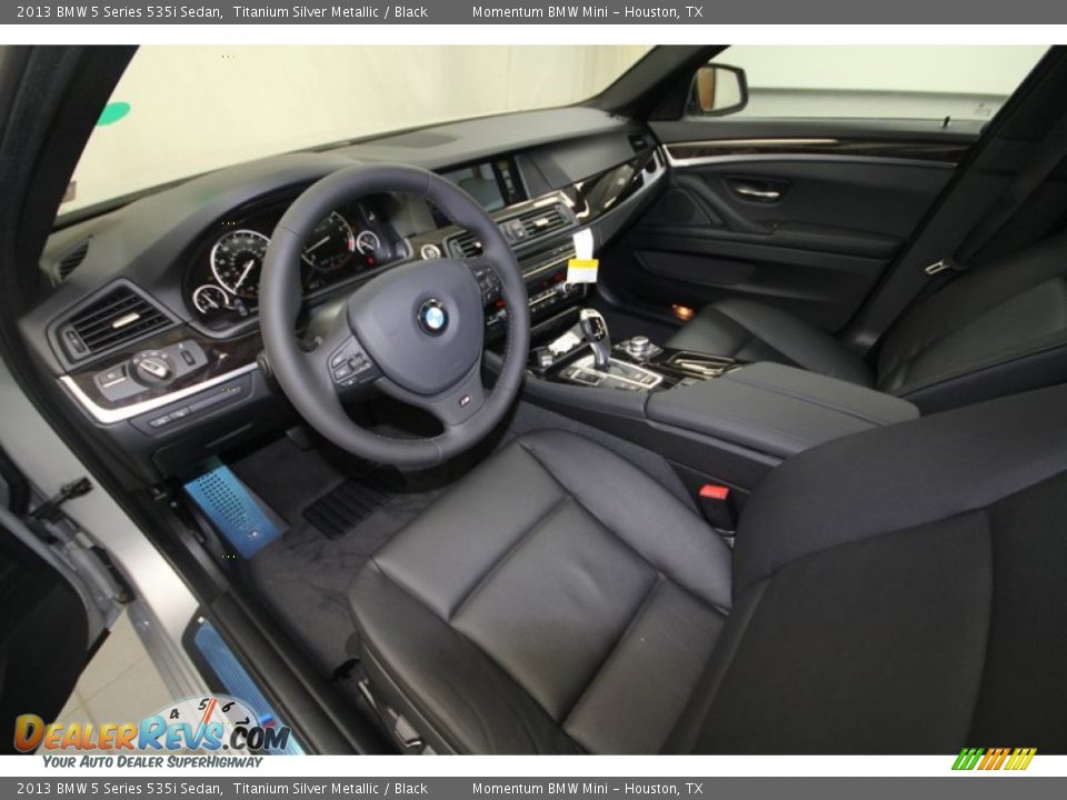 Black Interior - 2013 BMW 5 Series 535i Sedan Photo #11