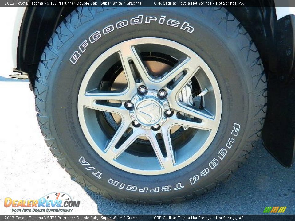 2013 Toyota Tacoma V6 TSS Prerunner Double Cab Super White / Graphite Photo #10