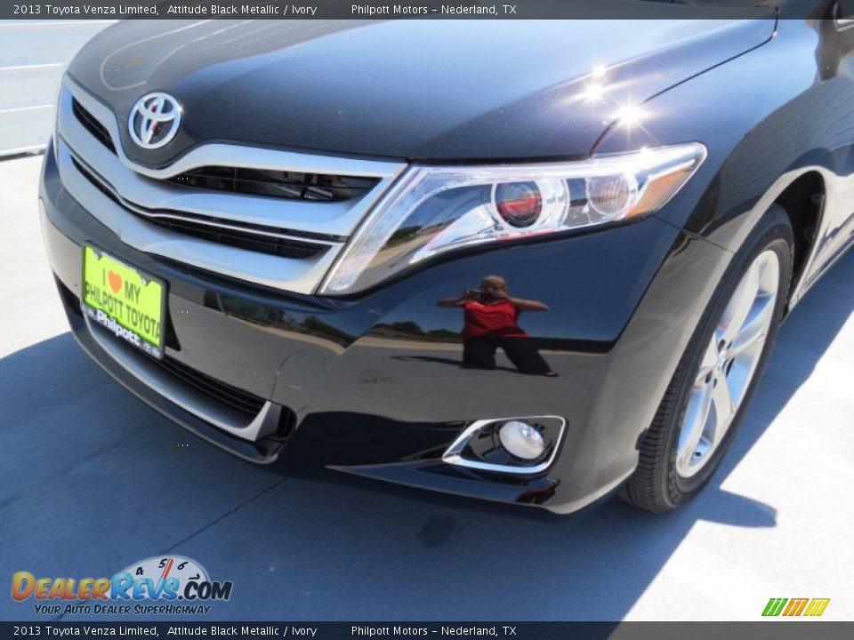 2013 Toyota Venza Limited Attitude Black Metallic / Ivory Photo #9