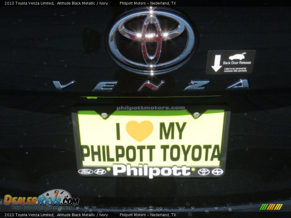 2013 Toyota Venza Limited Attitude Black Metallic / Ivory Photo #13