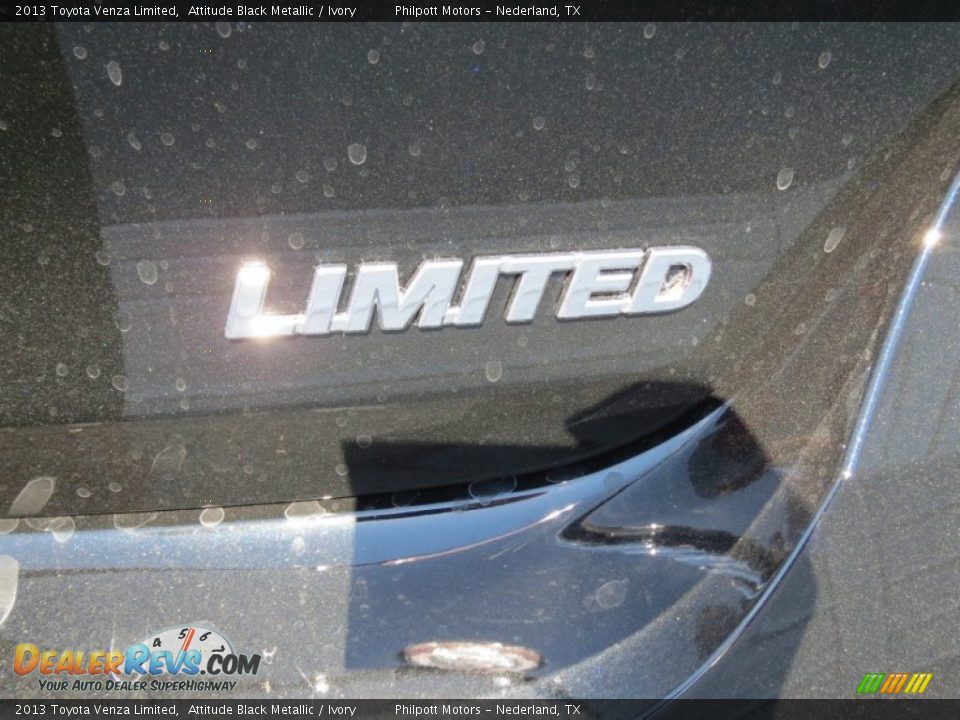 2013 Toyota Venza Limited Attitude Black Metallic / Ivory Photo #14