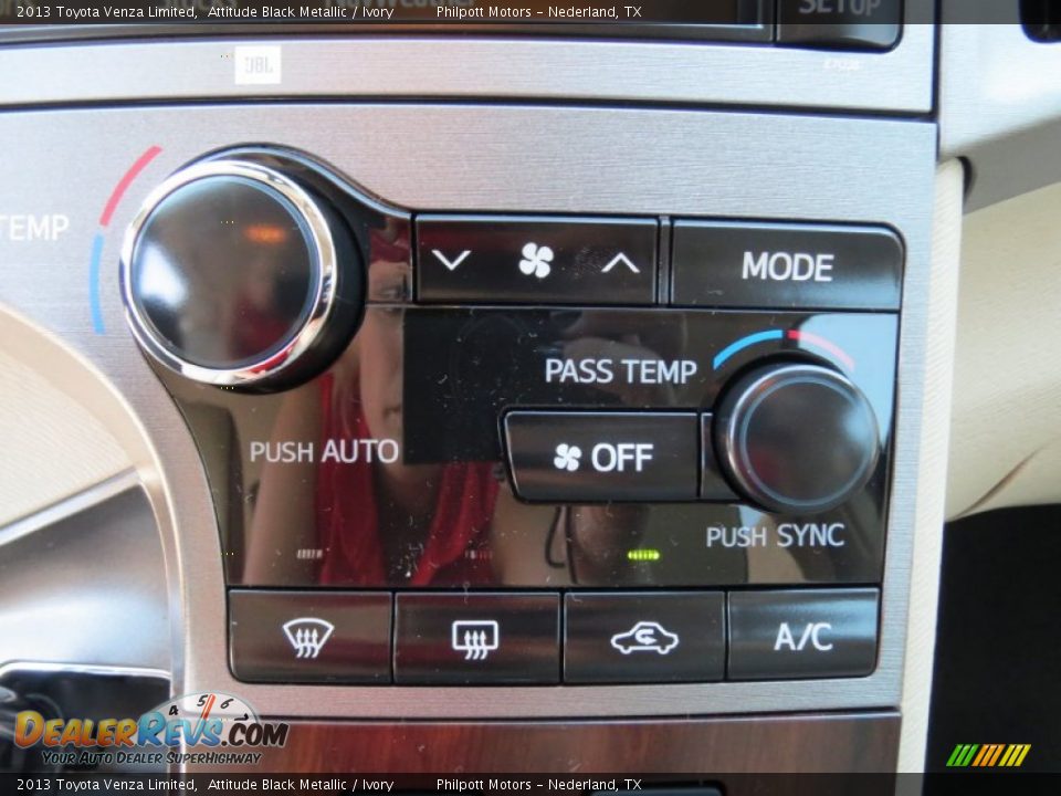 2013 Toyota Venza Limited Attitude Black Metallic / Ivory Photo #30