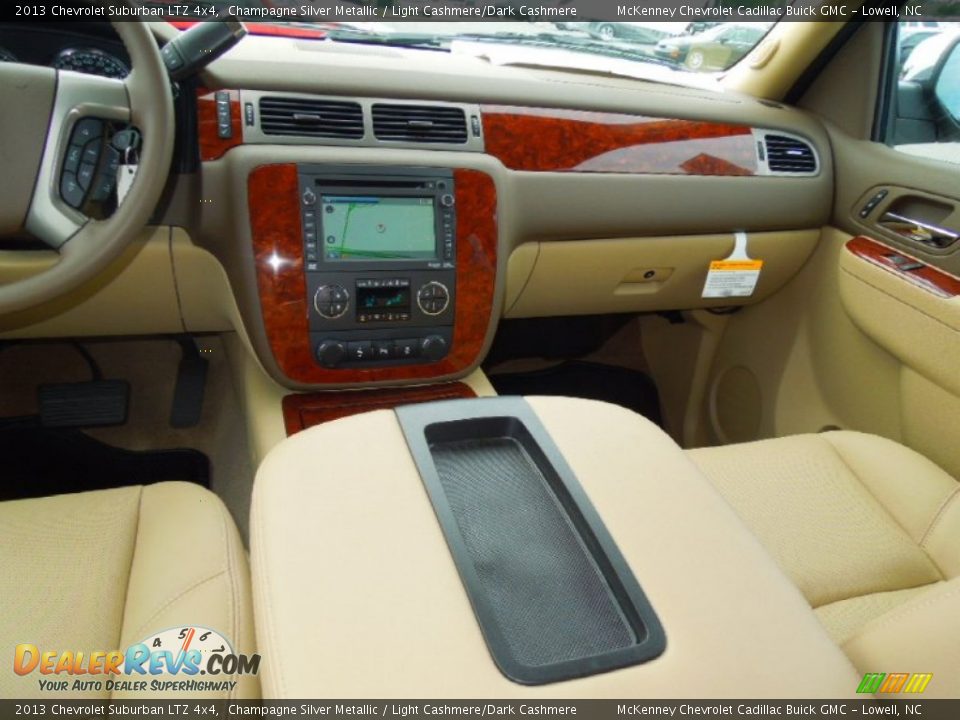 2013 Chevrolet Suburban LTZ 4x4 Champagne Silver Metallic / Light Cashmere/Dark Cashmere Photo #21