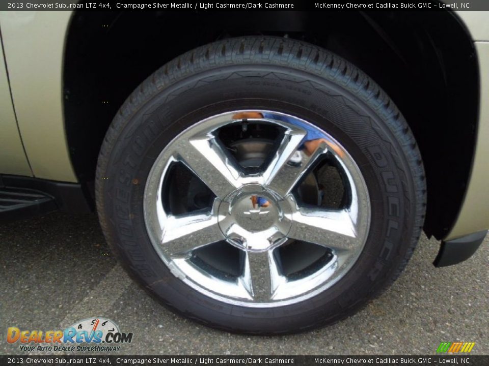 2013 Chevrolet Suburban LTZ 4x4 Champagne Silver Metallic / Light Cashmere/Dark Cashmere Photo #28