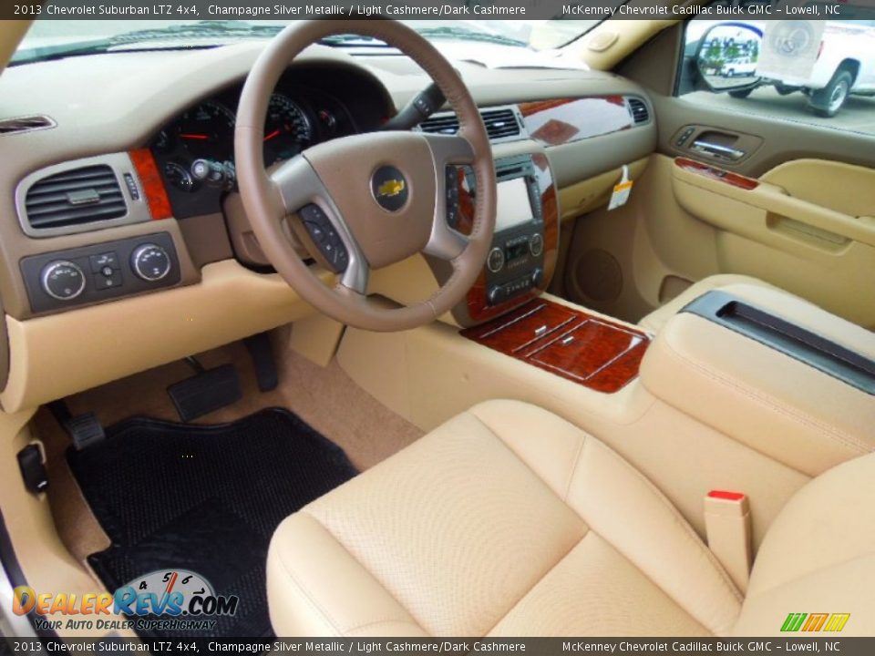 2013 Chevrolet Suburban LTZ 4x4 Champagne Silver Metallic / Light Cashmere/Dark Cashmere Photo #30