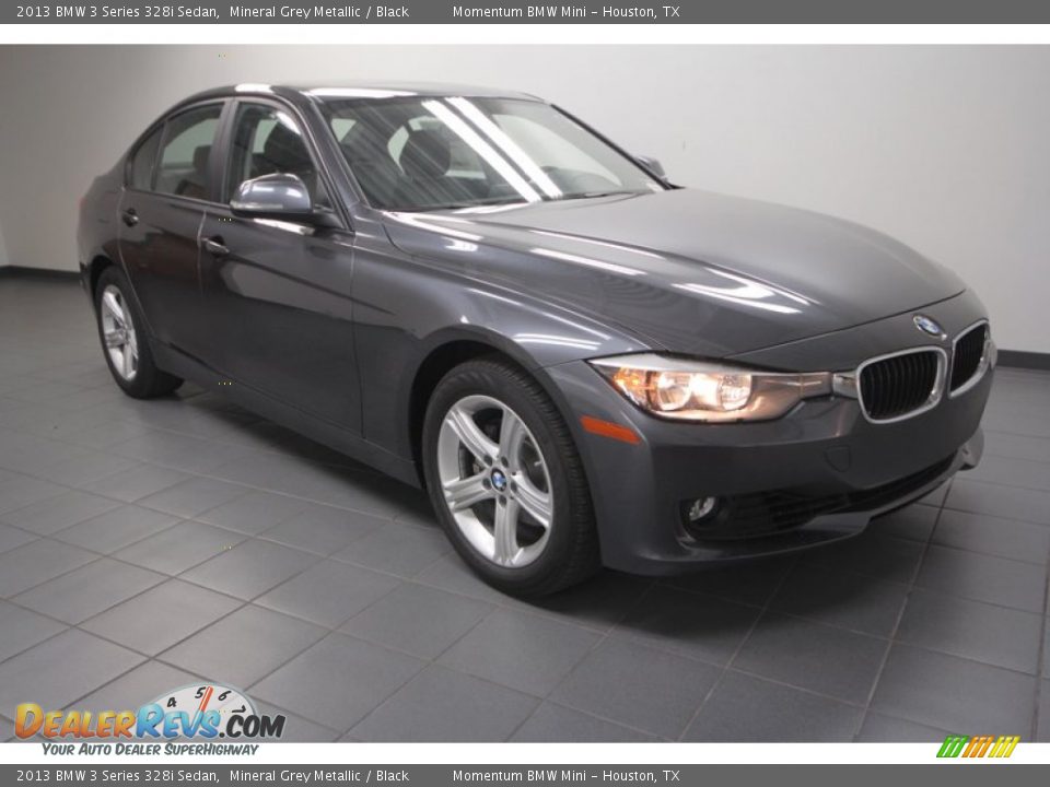 Front 3/4 View of 2013 BMW 3 Series 328i Sedan Photo #1
