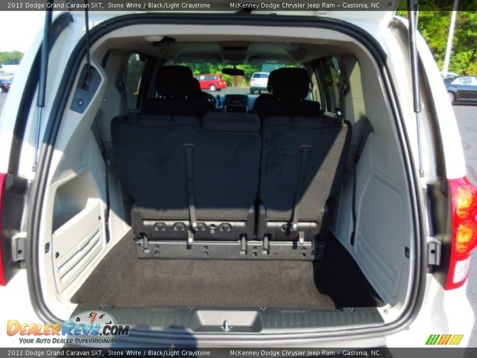 2013 Dodge Grand Caravan SXT Stone White / Black/Light Graystone Photo #18
