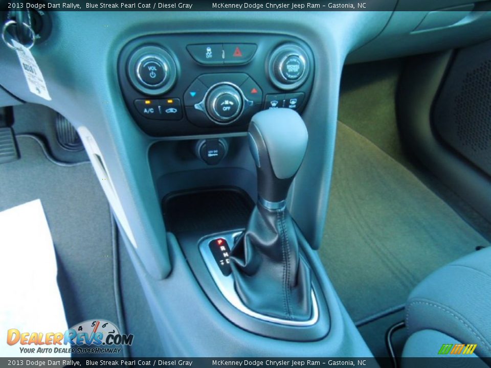 2013 Dodge Dart Rallye Shifter Photo #11