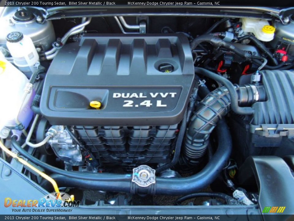 2013 Chrysler 200 Touring Sedan Billet Silver Metallic / Black Photo #25