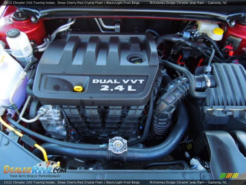 2013 Chrysler 200 Touring Sedan Deep Cherry Red Crystal Pearl / Black/Light Frost Beige Photo #25