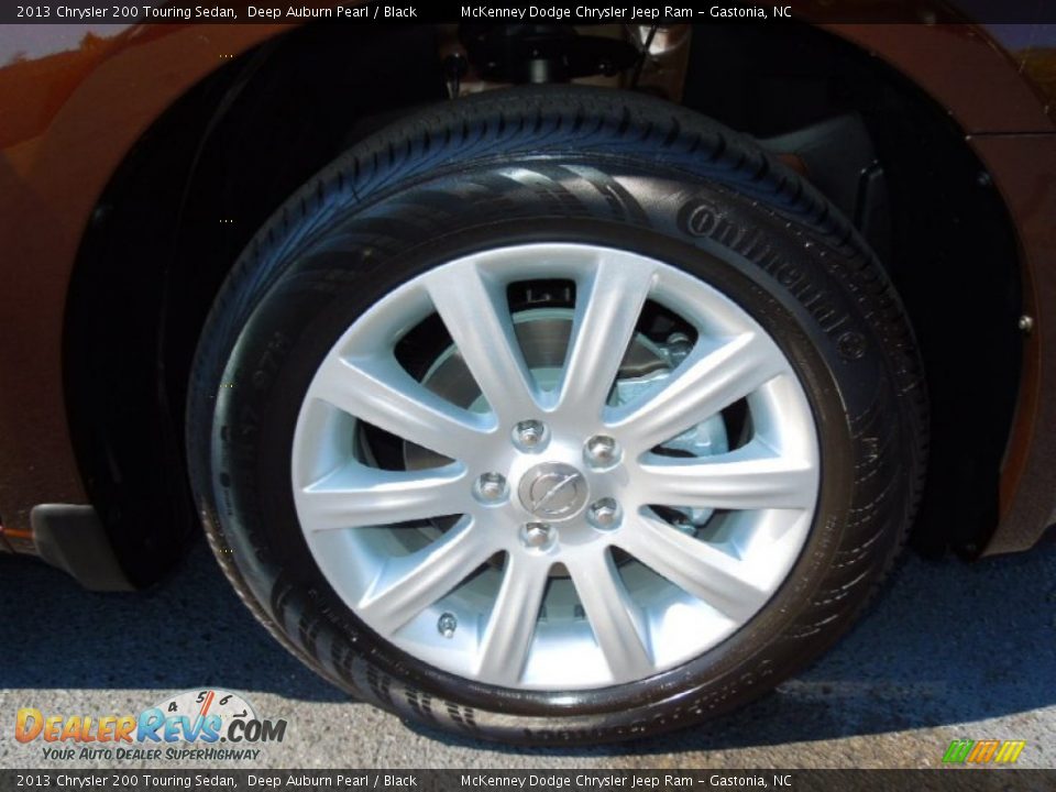 2013 Chrysler 200 Touring Sedan Wheel Photo #24