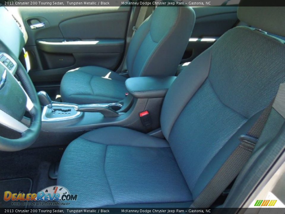 2013 Chrysler 200 Touring Sedan Tungsten Metallic / Black Photo #9