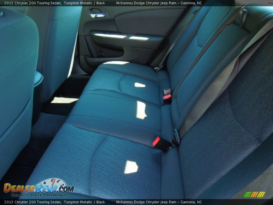 2013 Chrysler 200 Touring Sedan Tungsten Metallic / Black Photo #16