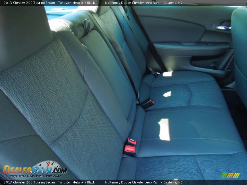 2013 Chrysler 200 Touring Sedan Tungsten Metallic / Black Photo #20
