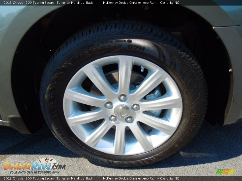 2013 Chrysler 200 Touring Sedan Tungsten Metallic / Black Photo #24