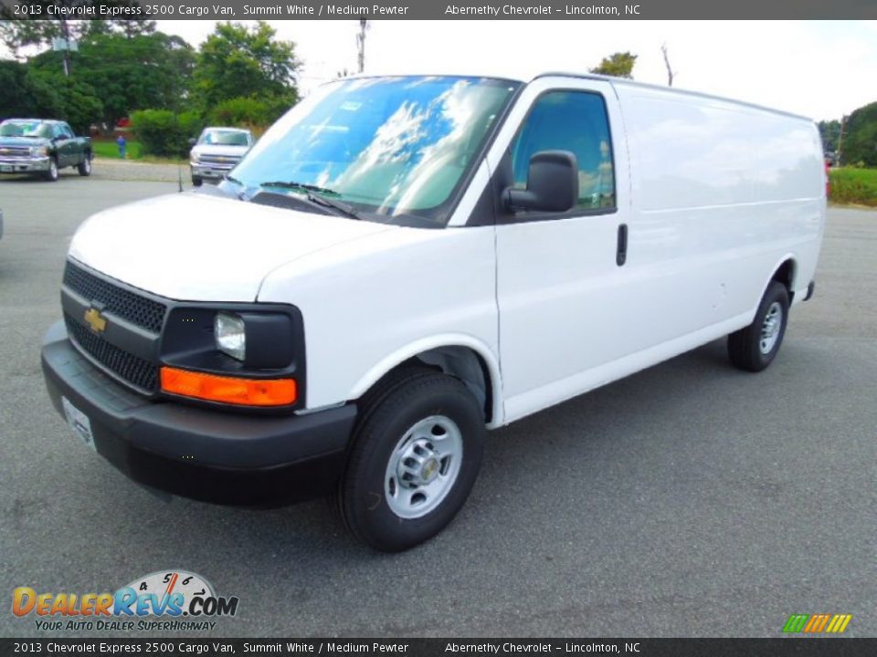 2013 Chevrolet Express 2500 Cargo Van Summit White / Medium Pewter Photo #2