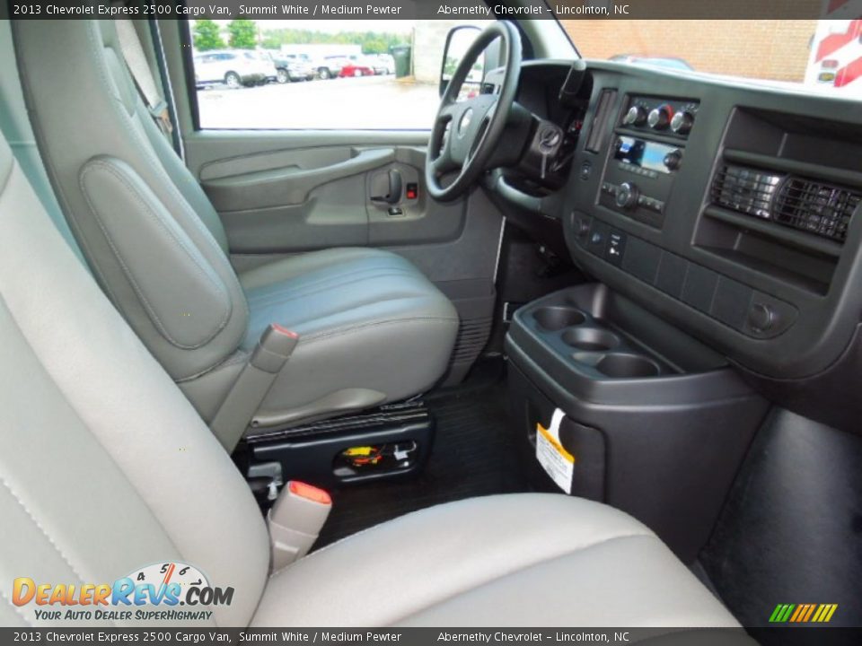 2013 Chevrolet Express 2500 Cargo Van Summit White / Medium Pewter Photo #21