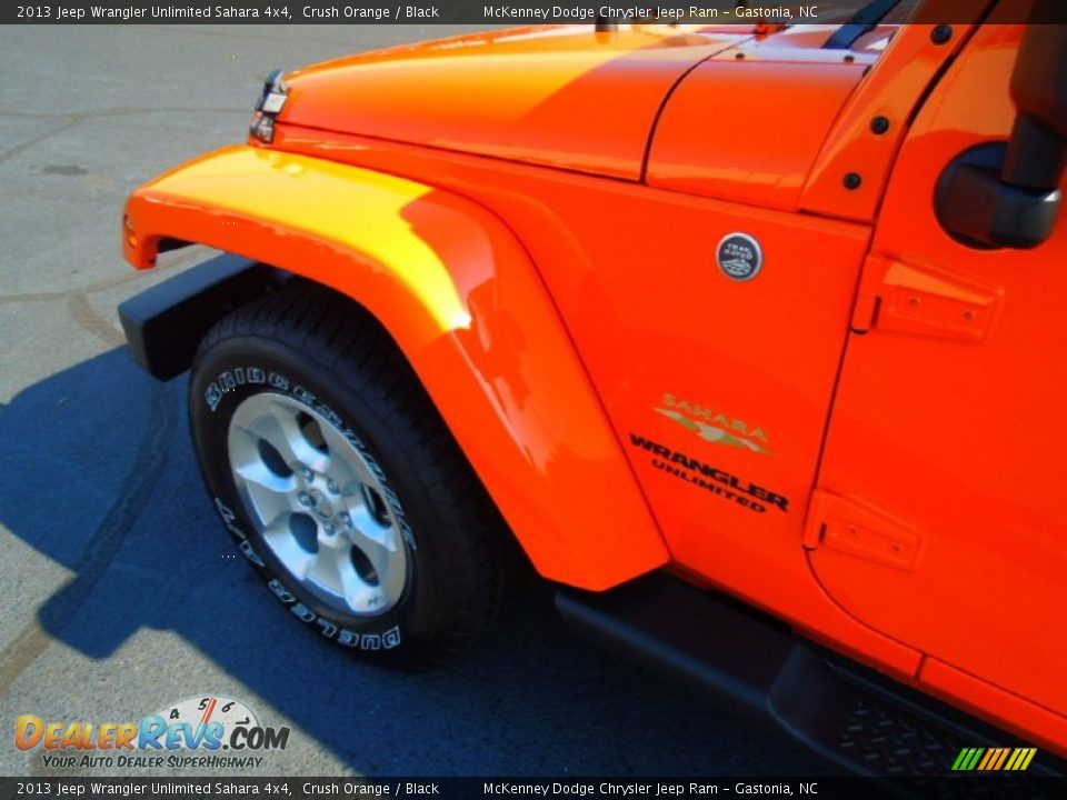 2013 Jeep Wrangler Unlimited Sahara 4x4 Crush Orange / Black Photo #7
