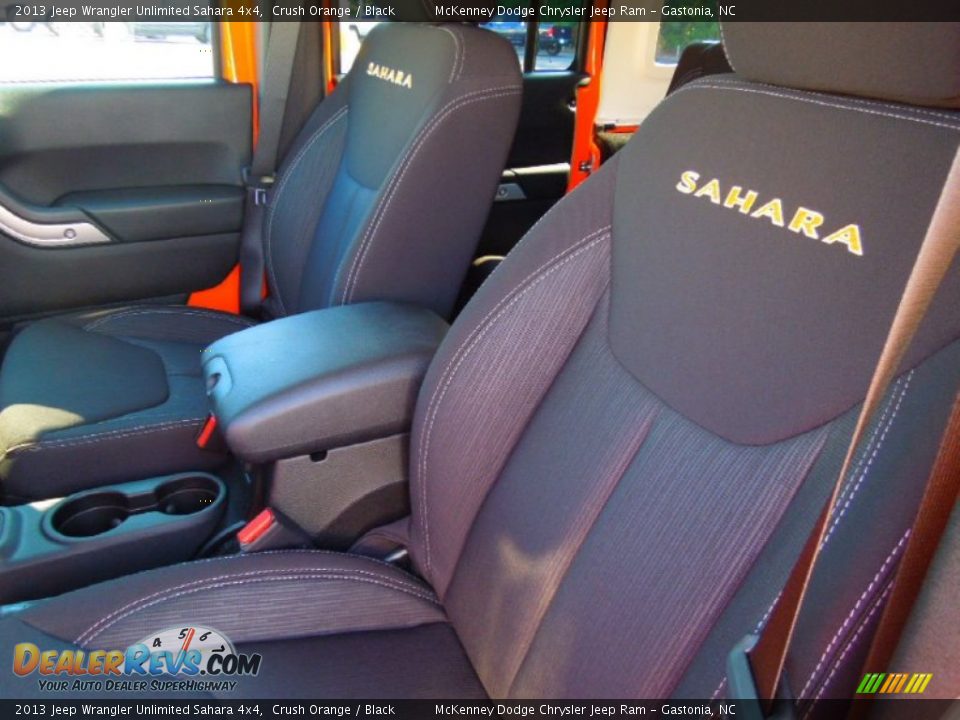 2013 Jeep Wrangler Unlimited Sahara 4x4 Crush Orange / Black Photo #9