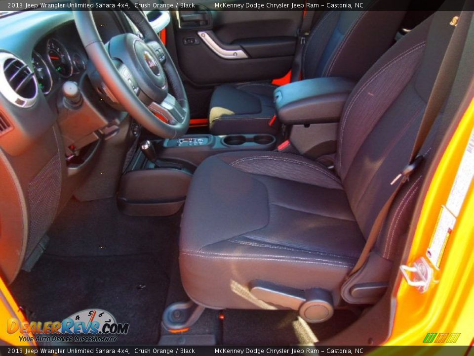 2013 Jeep Wrangler Unlimited Sahara 4x4 Crush Orange / Black Photo #10