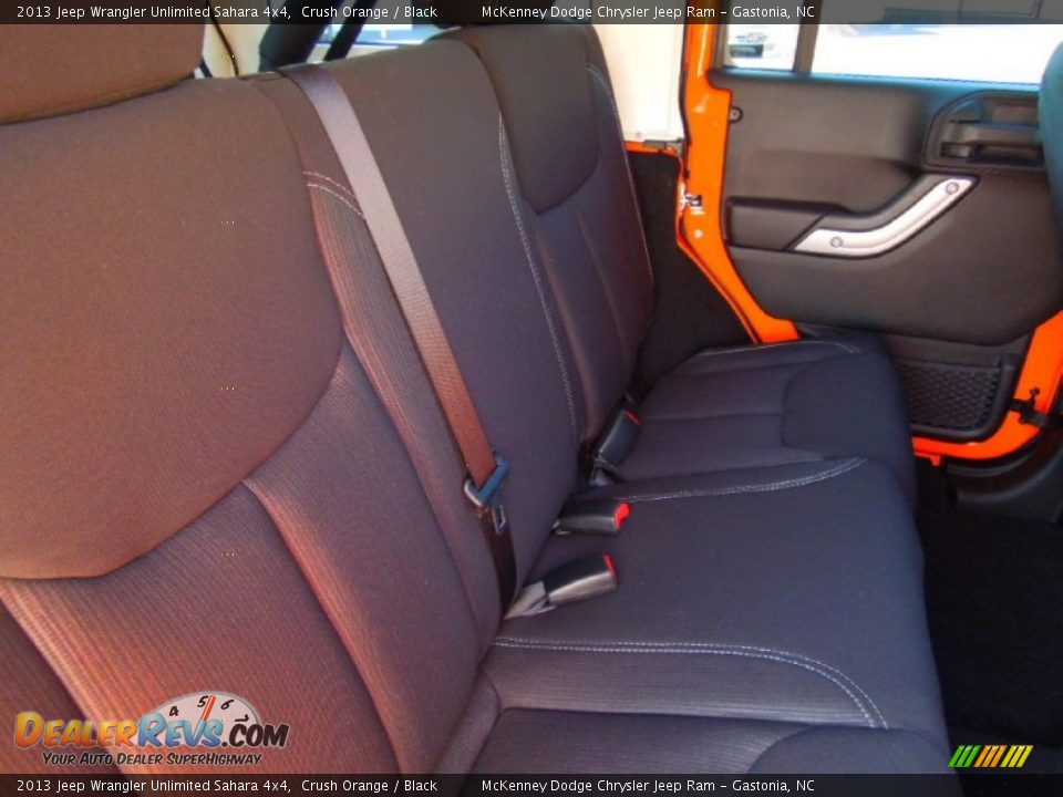 2013 Jeep Wrangler Unlimited Sahara 4x4 Crush Orange / Black Photo #22