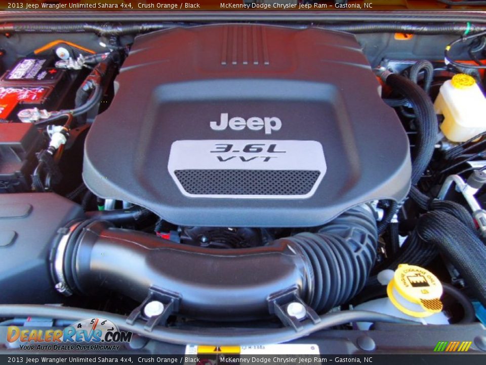 2013 Jeep Wrangler Unlimited Sahara 4x4 3.6 Liter DOHC 24-Valve VVT Pentastar V6 Engine Photo #27
