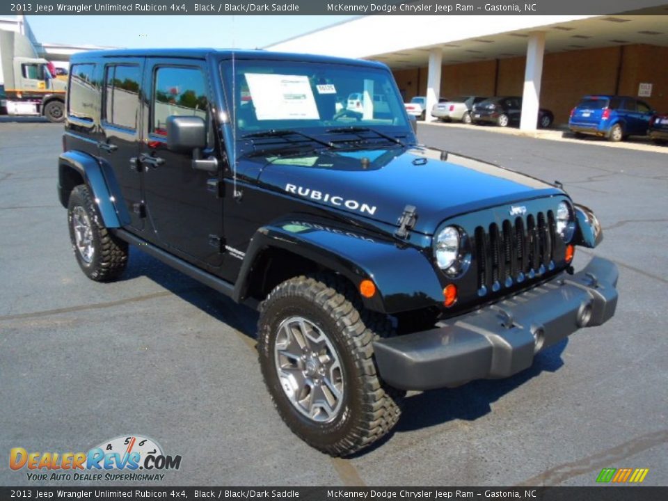 Front 3/4 View of 2013 Jeep Wrangler Unlimited Rubicon 4x4 Photo #1