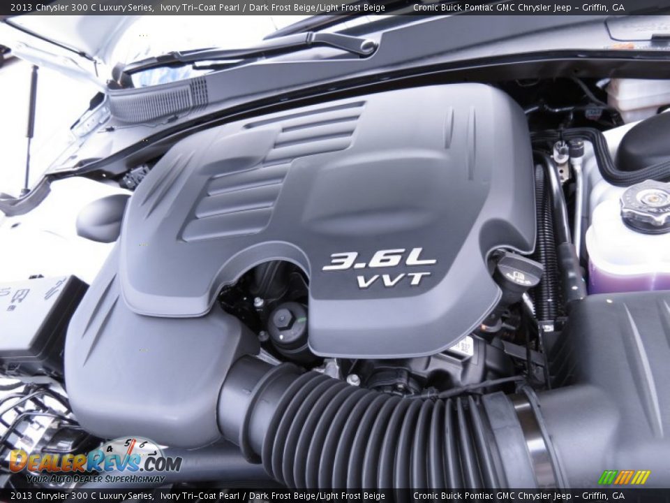 2013 Chrysler 300 C Luxury Series 3.6 Liter DOHC 24-Valve VVT Pentastar V6 Engine Photo #16
