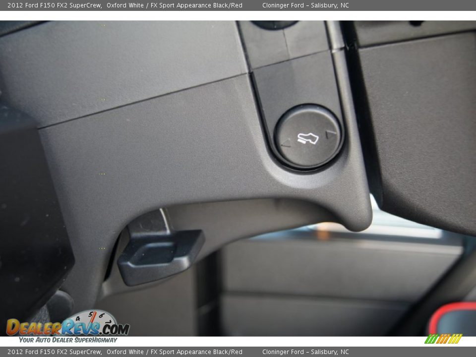 2012 Ford F150 FX2 SuperCrew Oxford White / FX Sport Appearance Black/Red Photo #29