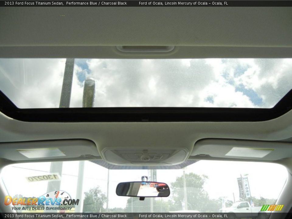 2013 Ford Focus Titanium Sedan Performance Blue / Charcoal Black Photo #7