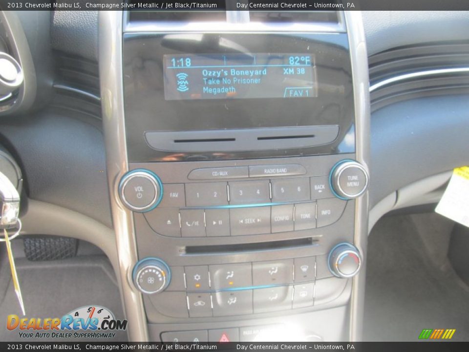 2013 Chevrolet Malibu LS Champagne Silver Metallic / Jet Black/Titanium Photo #14