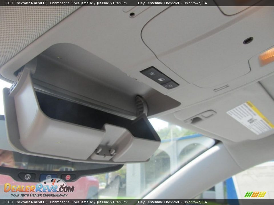 2013 Chevrolet Malibu LS Champagne Silver Metallic / Jet Black/Titanium Photo #17