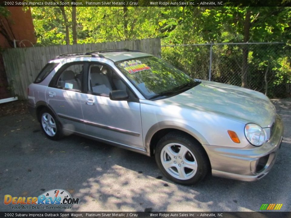 2002 Subaru Impreza Outback Sport Wagon Platinum Silver Metallic / Gray Photo #2