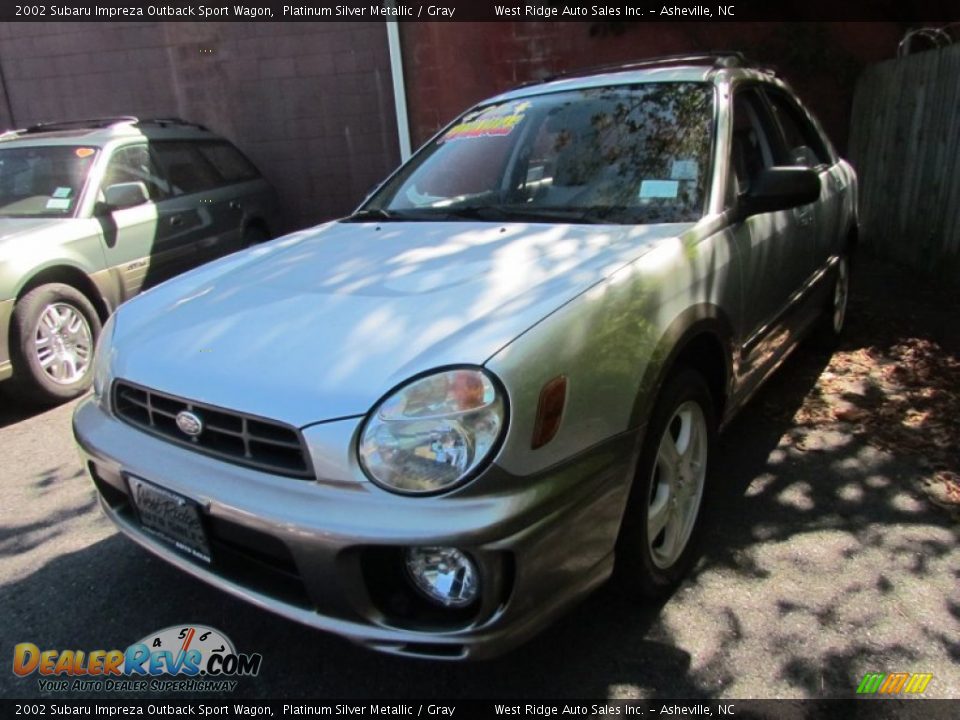 2002 Subaru Impreza Outback Sport Wagon Platinum Silver Metallic / Gray Photo #10