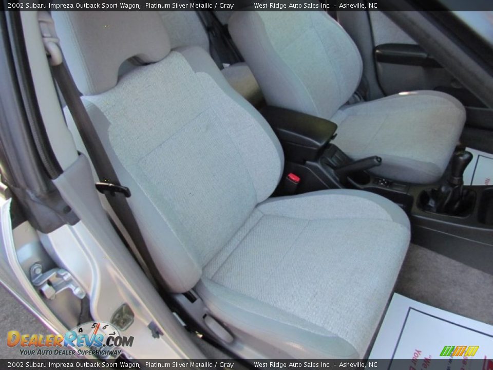 2002 Subaru Impreza Outback Sport Wagon Platinum Silver Metallic / Gray Photo #15
