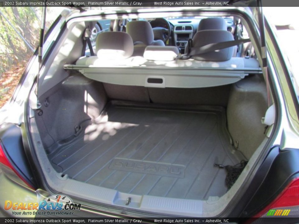2002 Subaru Impreza Outback Sport Wagon Platinum Silver Metallic / Gray Photo #20